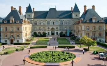 Top Scholarships in France for International Students
